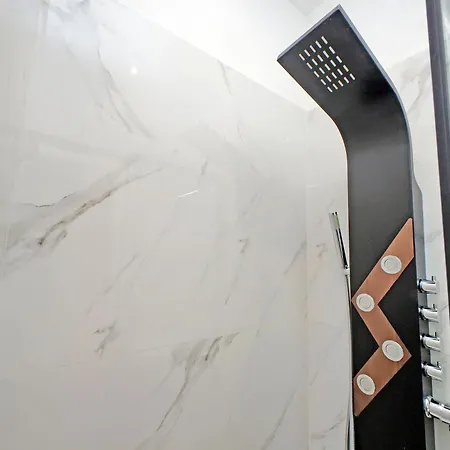 Apartment Principe Amedeo Piano Terra Rome