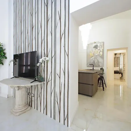 Principe Amedeo Piano Terra * Рим